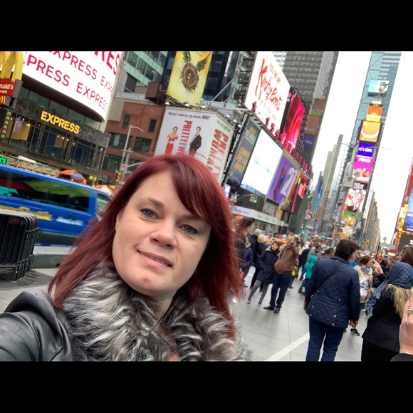 Meet your Posher, Jamye - Picture 1 of 1